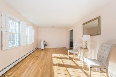 77 Lions Head Blvd, Wayne, NJ 07470 photo 7