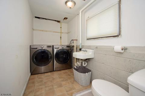 12 Swan Ter, Wayne, NJ 07470 photo 16