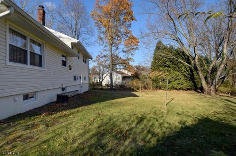 12 Swan Ter, Wayne, NJ 07470 photo 17