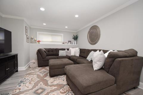 12 Swan Ter, Wayne, NJ 07470 photo 14