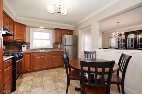 12 Swan Ter, Wayne, NJ 07470 photo 3