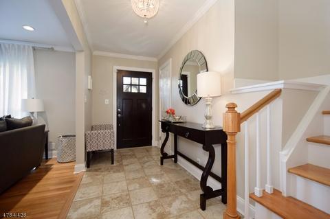 12 Swan Ter, Wayne, NJ 07470 photo 2