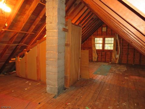 254 Washington Pl, Paramus, NJ 07652 photo 15
