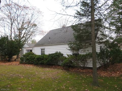 254 Washington Pl, Paramus, NJ 07652 photo 20