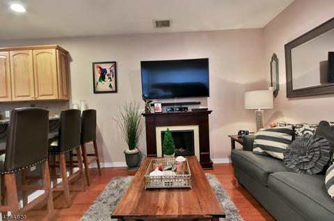 84 Bloomfield Ave, Nutley, NJ 07110 photo 3