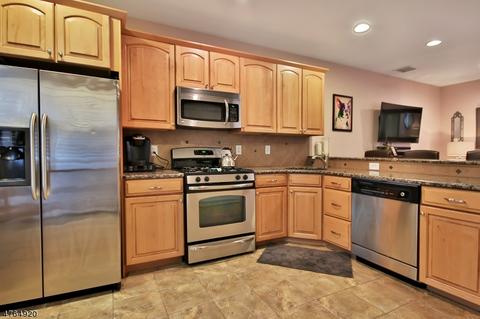 84 Bloomfield Ave, Nutley, NJ 07110 photo 9