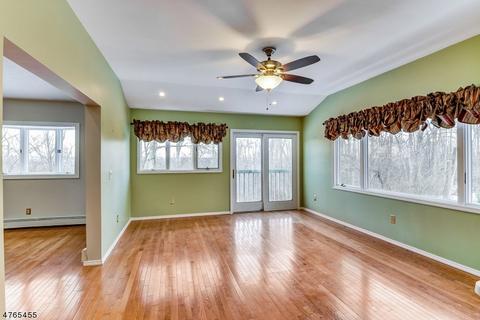 54 Springbrook Dr, Gillette, NJ 07933 photo 11