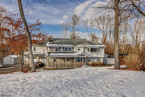 54 Springbrook Dr, Gillette, NJ 07933 photo 1