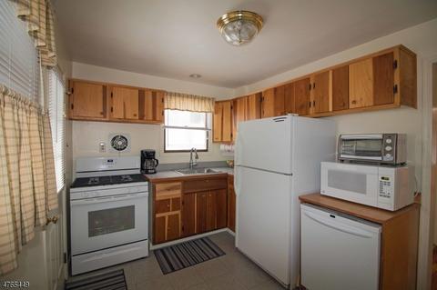 12 Summer Ave, Dover, NJ 07801 photo 6