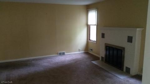 49 Beech Ter, Wayne, NJ 07470 photo 12