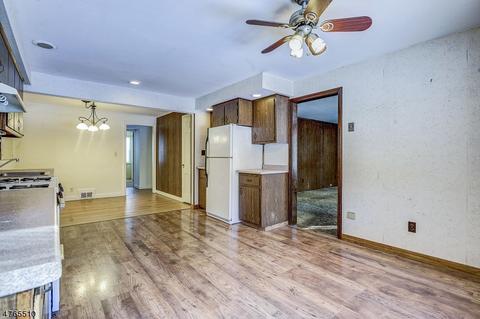 55 Rose Ave, Springfield, NJ 07081 photo 8