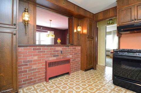 55 Summit Ave, Waldwick, NJ 07463 photo 9