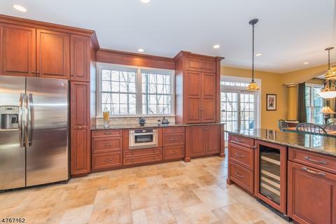 12 Almadera Dr, Wayne, NJ 07470 photo 9