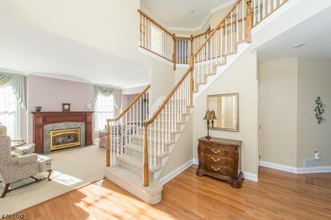 12 Almadera Dr, Wayne, NJ 07470 photo 2