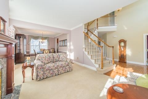 12 Almadera Dr, Wayne, NJ 07470 photo 5