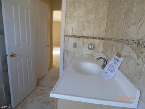 46 Overlook Dr, Hackettstown, NJ 07840 photo 6