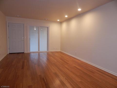 93 Sage Ct, Bedminster, NJ 07921 photo 4