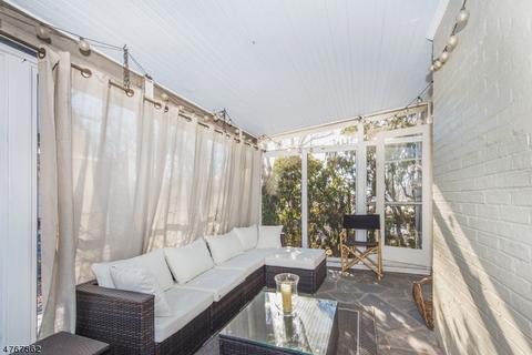 15 Champlain Ter, Montclair, NJ 07042 photo 8