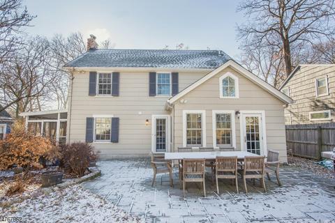 15 Champlain Ter, Montclair, NJ 07042 photo 17