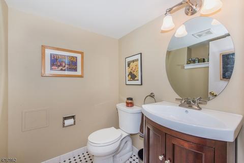 15 Champlain Ter, Montclair, NJ 07042 photo 15
