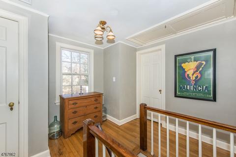 15 Champlain Ter, Montclair, NJ 07042 photo 10