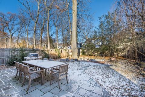 15 Champlain Ter, Montclair, NJ 07042 photo 16
