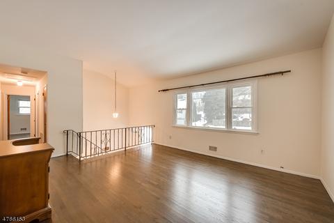 52 White Birch Dr, Rockaway, NJ 07866 photo 2