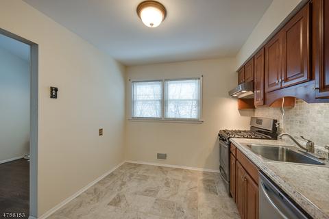 52 White Birch Dr, Rockaway, NJ 07866 photo 4