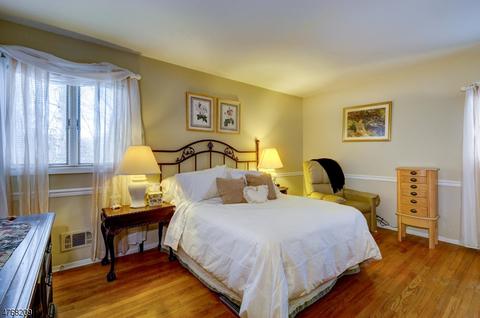 16 Vernon Ct, Wayne, NJ 07470 photo 17