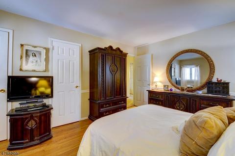 16 Vernon Ct, Wayne, NJ 07470 photo 18