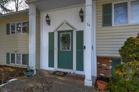16 Vernon Ct, Wayne, NJ 07470 photo 3