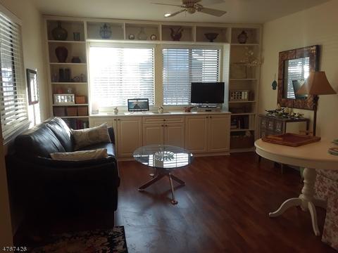 79 Hyde Ct, Bedminster, NJ 07921 photo 4