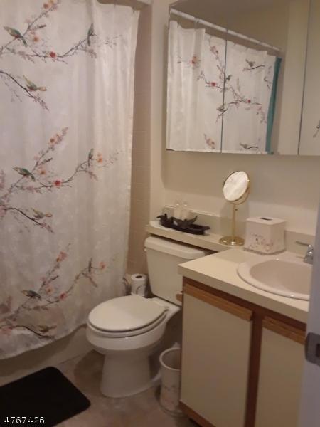 79 Hyde Ct, Bedminster, NJ 07921 photo 9