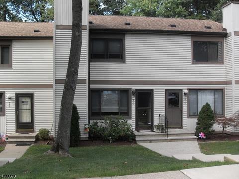 910 Stonegate Ln, Stanhope, NJ 07874 photo 1