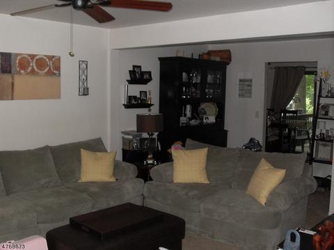 910 Stonegate Ln, Stanhope, NJ 07874 photo 9