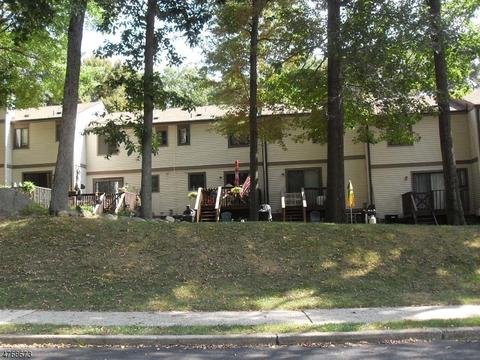 910 Stonegate Ln, Stanhope, NJ 07874 photo 18