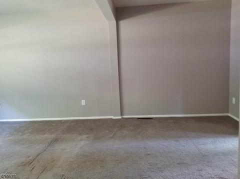 910 Stonegate Ln, Stanhope, NJ 07874 photo 8