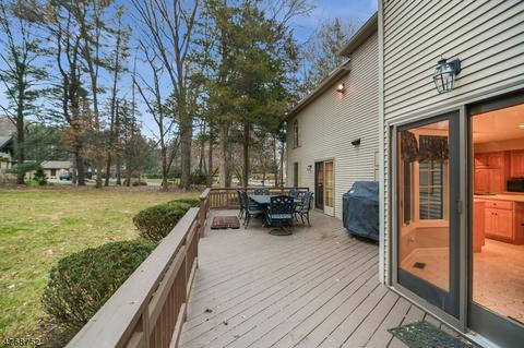 49 Union Ave, Upper Saddle River, NJ 07458 photo 23