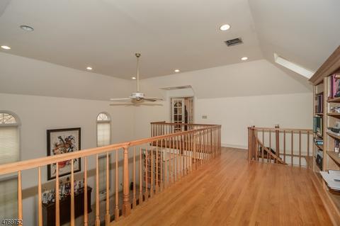 49 Union Ave, Upper Saddle River, NJ 07458 photo 13