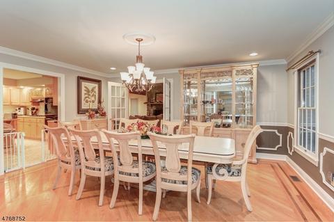 49 Union Ave, Upper Saddle River, NJ 07458 photo 8