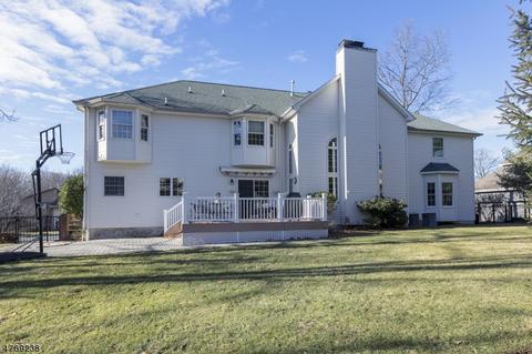 103 Eileen Dr, Cedar Grove, NJ 07009 photo 24