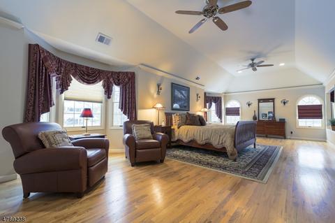 103 Eileen Dr, Cedar Grove, NJ 07009 photo 13