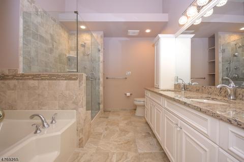 134 Worcester Dr, Wayne, NJ 07470 photo 10