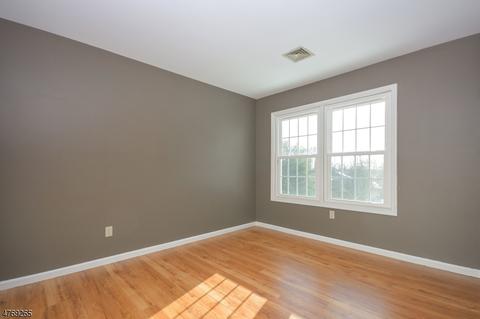 134 Worcester Dr, Wayne, NJ 07470 photo 12
