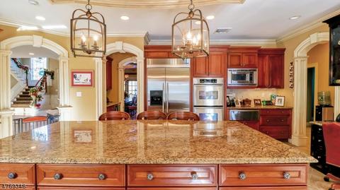 22 Cherry Ln, Upper Saddle River, NJ 07458 photo 13