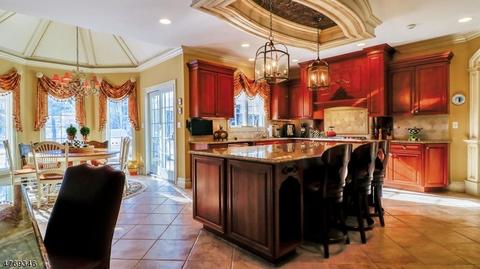 22 Cherry Ln, Upper Saddle River, NJ 07458 photo 11