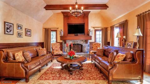 22 Cherry Ln, Upper Saddle River, NJ 07458 photo 16
