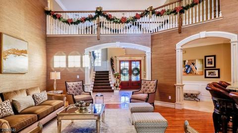 22 Cherry Ln, Upper Saddle River, NJ 07458 photo 8