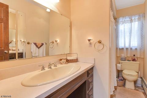 106 Osage Rd, Wayne, NJ 07470 photo 14