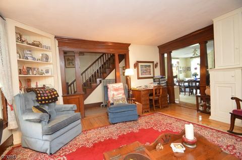 102 Main St, Hampton, NJ 08827 photo 3